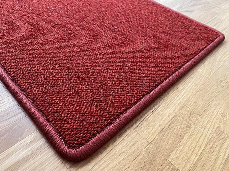Antares Teppich Farbe Rot